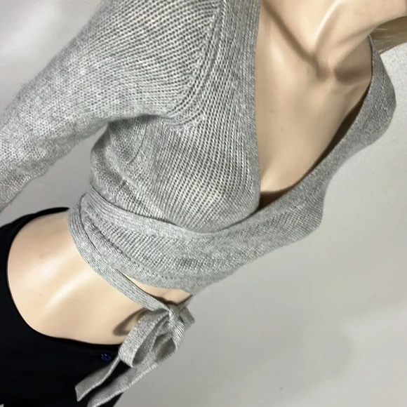 Theory Cashmere Blend Sweater - Picture 2 of 7